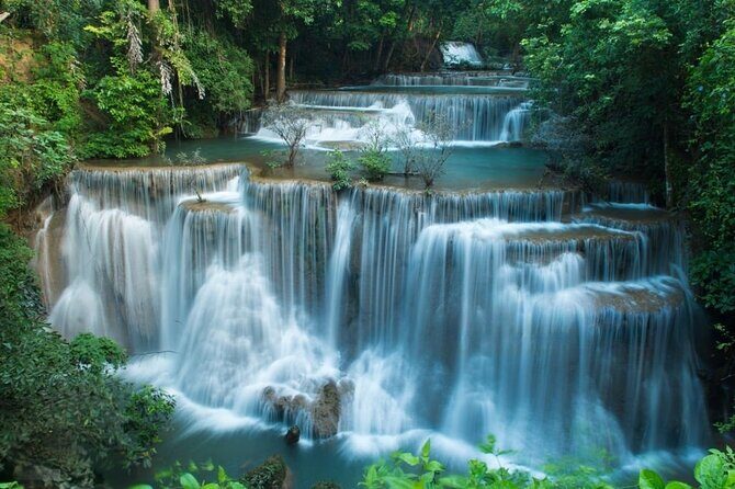 Ban Gioc Waterfall | The best itinerary 2026 | 3 days 2 nights - Day 2: Homestay-style start, Nguom Ngao Cave, then Ba Be Lake overnight