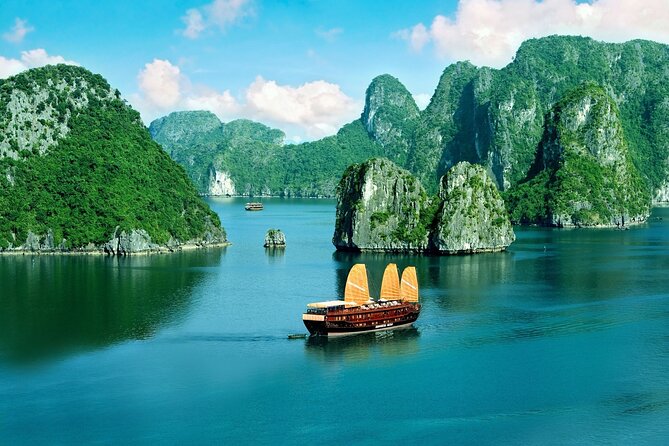 Beauty of Vietnam and Cambodia holidays and package in 15 days water way - From Ha Long to Da Nang: an overnight soft-sleeper train