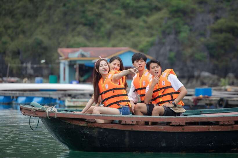 BEST Day Cruise Discover Untouched Beauty of Bai Tu Long Bay - Lunch Onboard and Islet Passes: Mat Quy and Teapot Islet at Sea