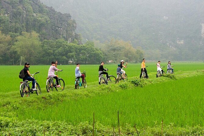 Boat and Bike Riding with Mua Cave in Ninh Binh Full Day Tour - Key things that make this tour work