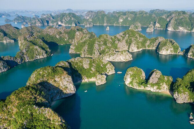 Bus Transfer From Cat Ba Island To Ninh Binh/Ninh binh To Cat Ba - What the 4–5 hour ride is like: coach comfort and onboard extras