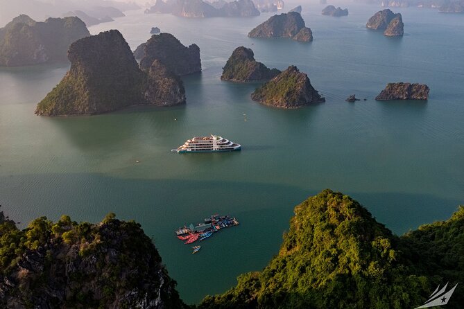 Capella Cruise Halong Bay 2Day/1 Night 6 Star Cruise All Included - The two-bay feel: Halong fame, Bai Tu Long calm