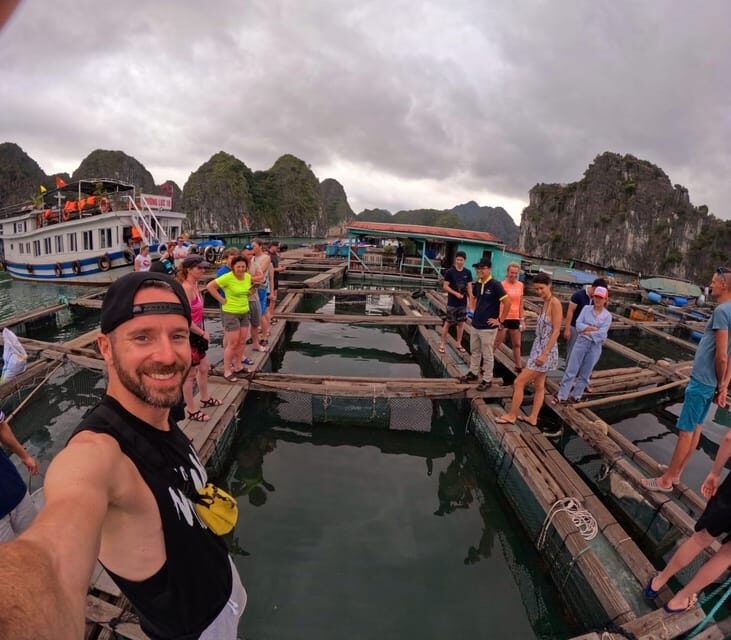 Cat Ba Island: Halong & Lan Ha Bay, cozy boat, biking, kayak - Time on the water again: checkout, cruise lunch, and a smooth return to Cat Ba