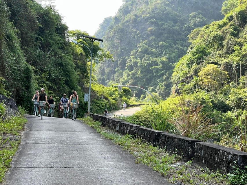 Cat Ba: Lan Ha Bay cruises- biking,kayaking, longest of 2d1n - Sunset to Dinner: Cooking Class, Happy Hour, Squid Fishing, and Karaoke