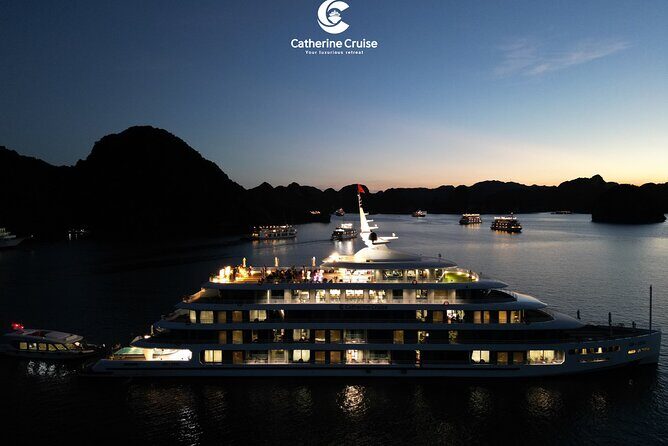 Catherine Cruise Halong Bay 2 Days/1 Night on 6 Star Cruise - Floating village and the beach/swimming area: a good change of rhythm
