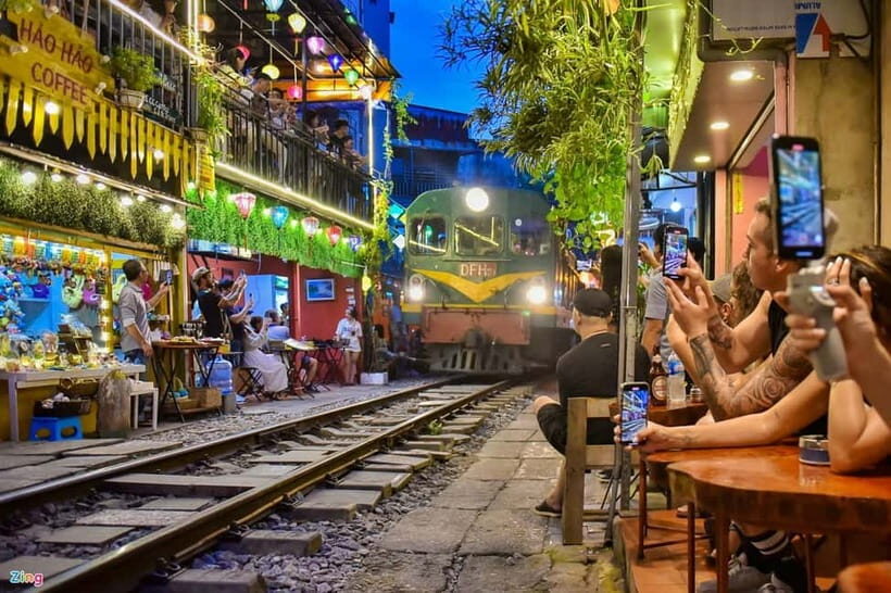 Combo Full-day Hanoi: Incense Village-City Tour-Train Street - Quang Phu Cau incense village: where the day gets real
