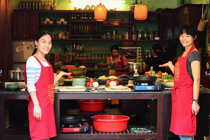 Cooking class with market visit - A Four-Hour Hanoi Food Lesson With Market-to-Table Rhythm