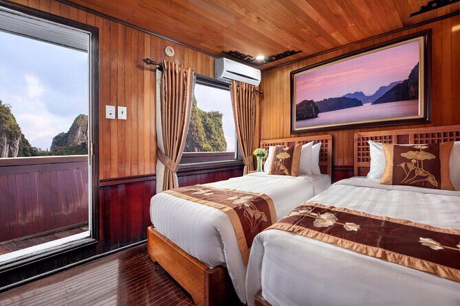 Cozy Bay Classic Cruise 2D1N from Hanoi by Expressway Transfer - Day 2: sunrise, buffet breakfast, and the pearl farm