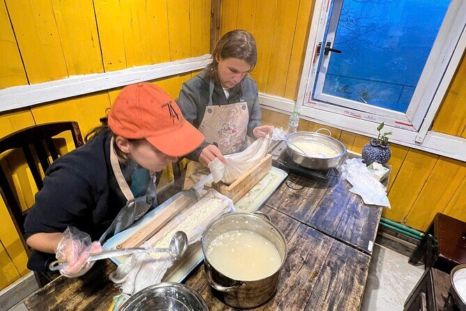 Craft Tofu in Sa Pa: A Journey into Vietnamese Cuisine - The hands-on flow: soybeans to curdling with a coagulant