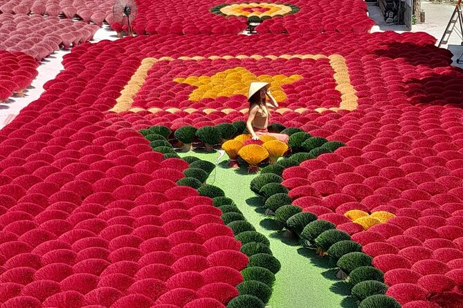 Craft Village Tour (Quang Phu Cau, Bat Trang, Chuong Conical,...) - Price and logistics: why this tour can be a bargain