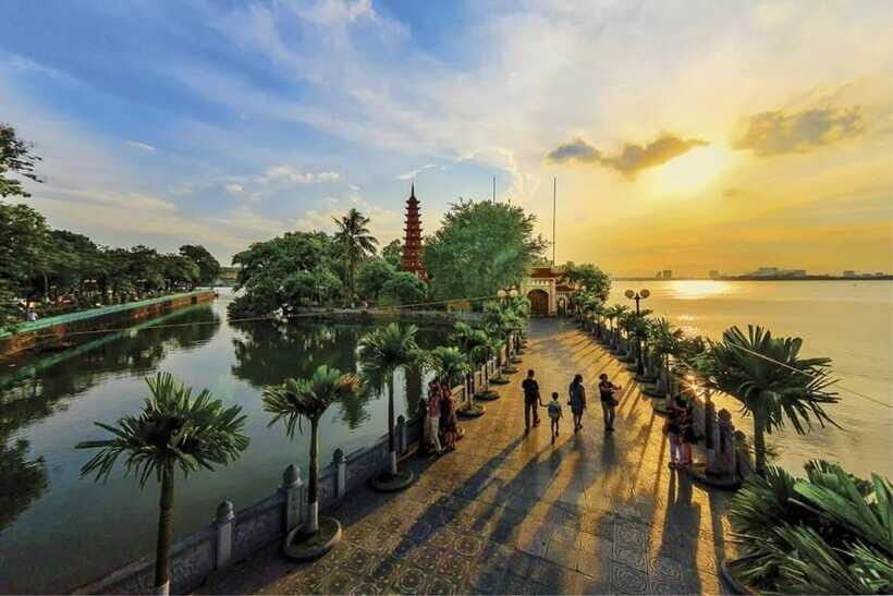 Cycling Through Hanoi: Old Quarter Pagodas & Red River Delta - Truc Bach Lake Area: The Short Ride to Real Local Calm