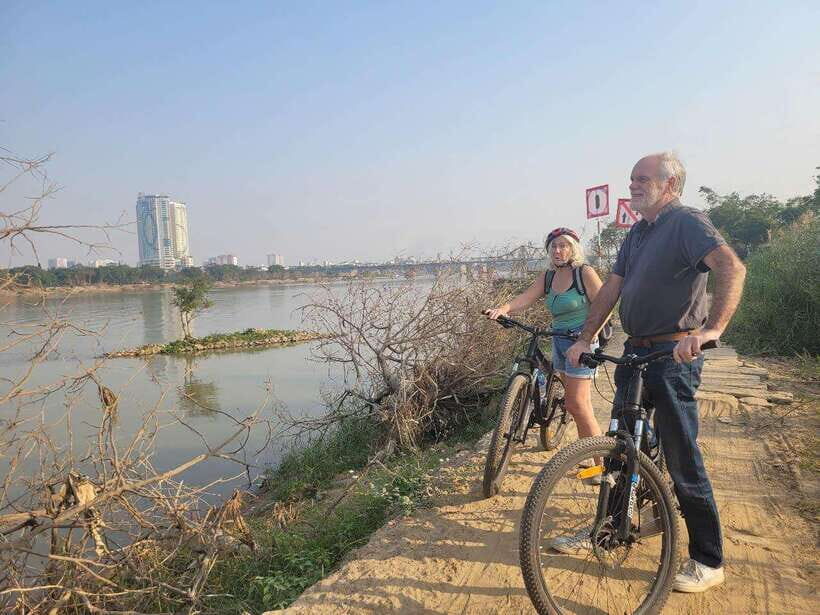 Cycling Through Hanoi: Old Quarter Pagodas & Red River Delta - Long Bien Bridge and B52 Lake: Icons, Then Details