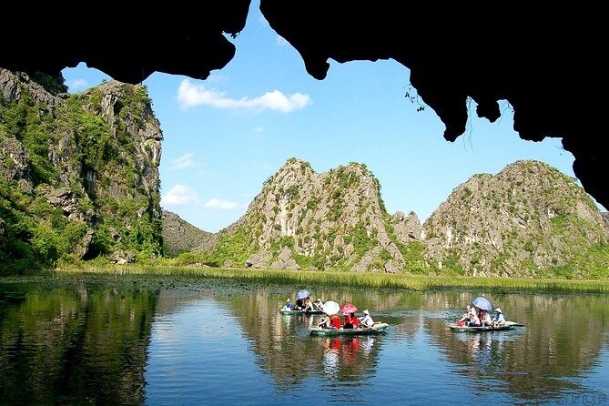 Daily Tour Trang An-Bai Dinh Group Tour - Quick packing and practical tips for a smooth day