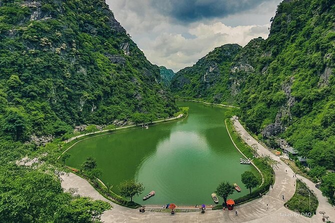 Day Trip from Hanoi to Ninh Binh Hoa Lu, Trang An, and Mua Cave - The day’s flow: how the timing keeps things efficient