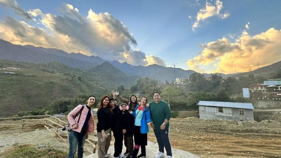Day Trip to Cat Cat village - Fanxipang Peak/Lunch - Two big stops, one long mountain day
