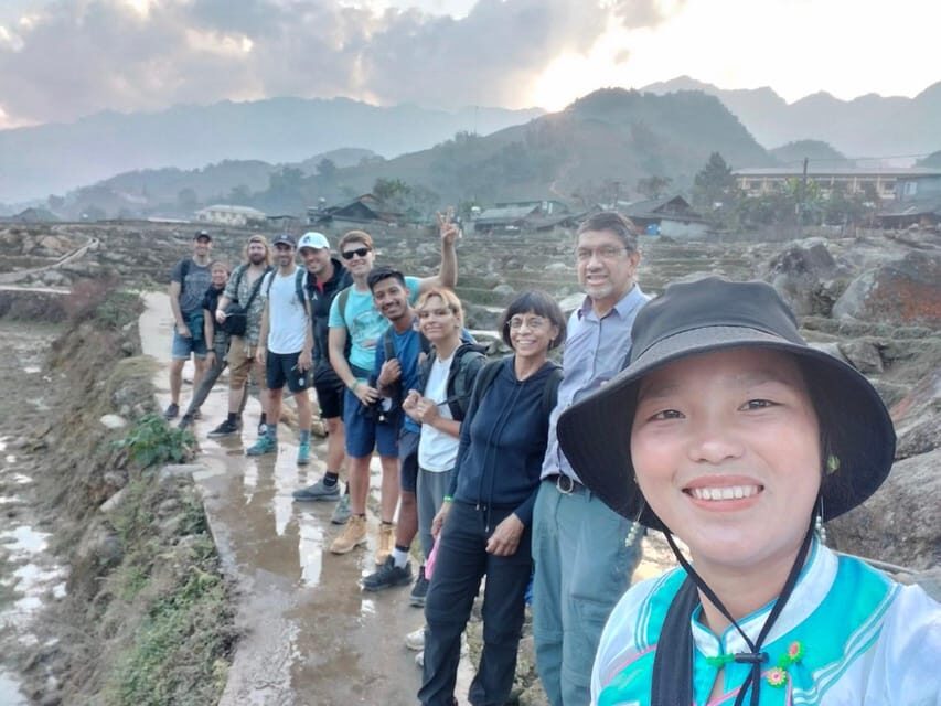 Day Trip to Cat Cat village - Fanxipang Peak/Lunch - Fansipan peak: 600 steps, pagoda stops, and photo time