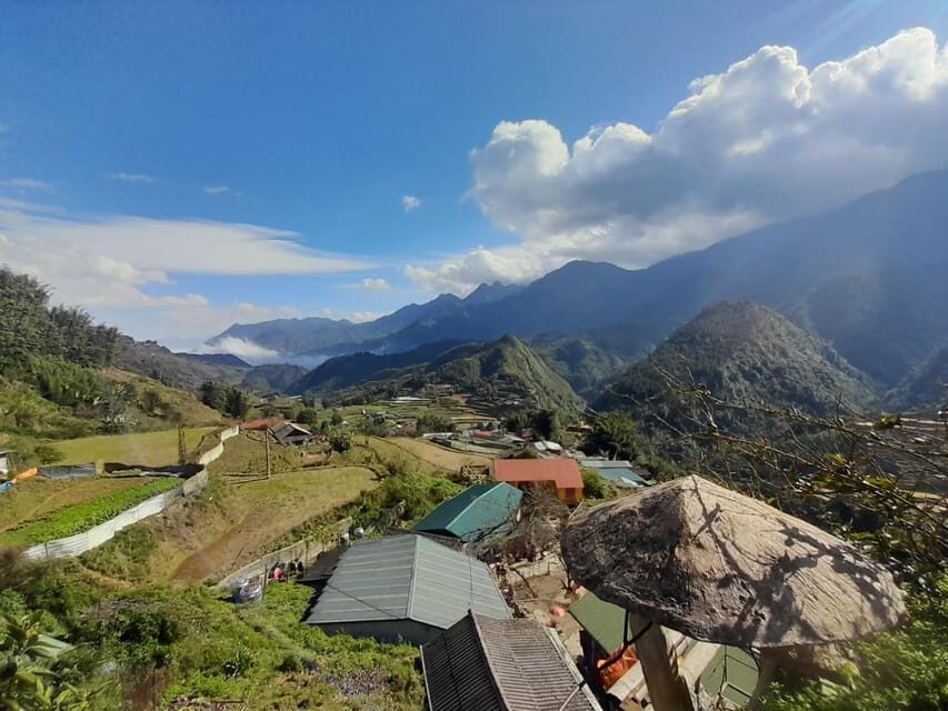 Day Trip to Cat Cat village - Fanxipang Peak/Lunch - Afternoon to Cat Cat Village: Black H’mong life and a trek to the waterfall