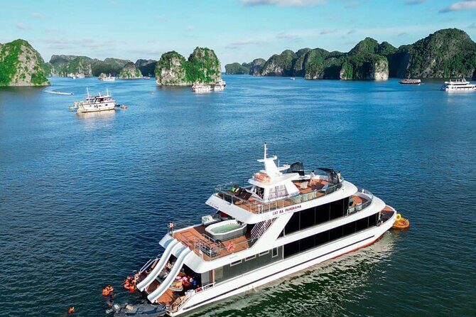 D'Charme Luxury Day Cruise Discover the MOST Stunning Lan Ha Bay - Kayaking Beyond the morning: how the second session changes the feel