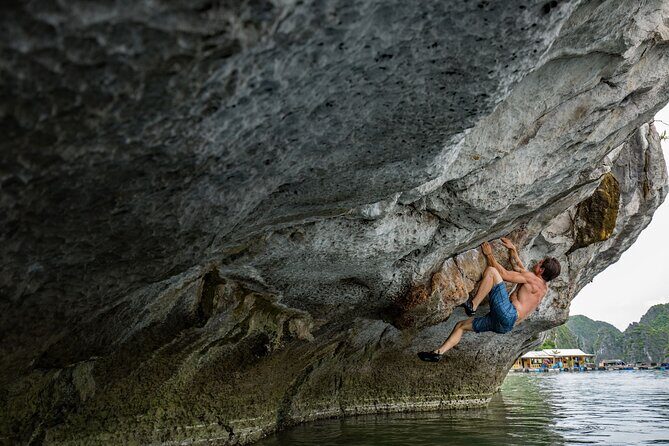 Deep Water Solo - Lan Ha Bay Tidal Changes: why deep water solo works here