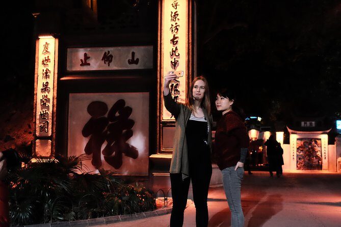 Drinks & Bites in Hanoi Private Tour - Thang Long Water Puppet: Watching How the Magic Works