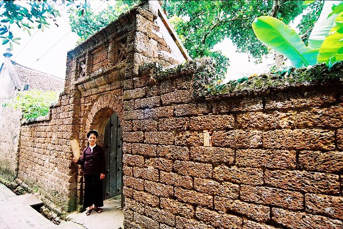 Duong Lam Ancient Village Private Tour: Ancient Vestage, Fortress - Who Should Book This Duong Lam and Fortress Day Trip?