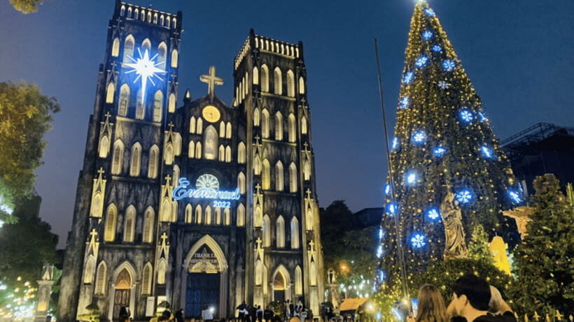 (EN/JP)Private tour with a local friend & Train Street visit - Should You Book This Train Street + Old Quarter Tour?