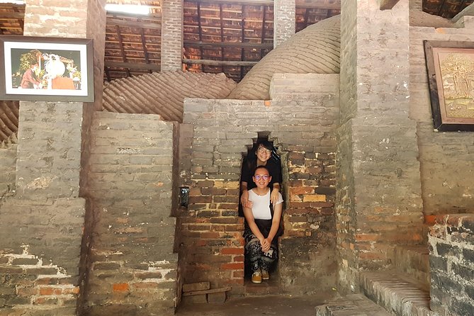 Enjoy making pottery in Amazing Ancient Village! - What’s included: guide time and a no-stress lunch