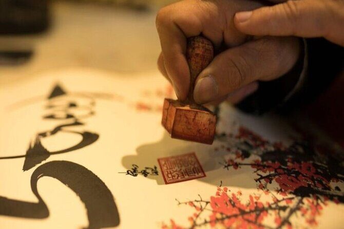 Experience Traditional Vietnamese Calligraphy Class in Ha Noi - Meeting at 371 P. Kim Mã: Why Location and Group Size Matter