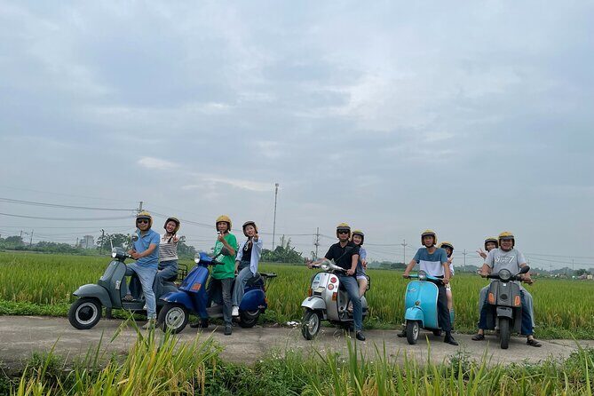 Exploring Vespa Tour Through Little Red River Delta - Photo time without feeling rushed