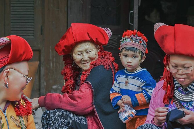 Fansipan Peak And Cat Cat Village In 2D1N From Hanoi - Sapa Town Evening: Dinner and Free Time With Boundaries