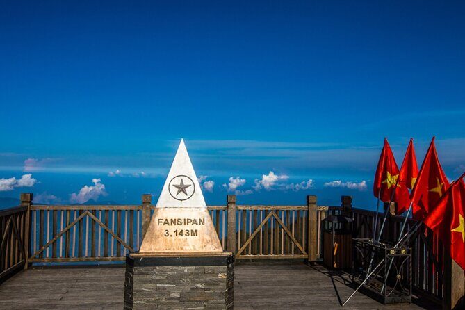 Fansipan Peak Conquest Private Day Tour - A private Fansipan day that links peak and Sapa town