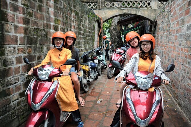 Flavors of Hanoi A Jeep Tour for Food Lovers - Ceramic Road and Long Biên Bridge: Night Views From the Road