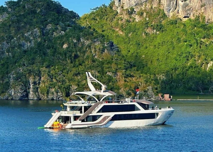 From Cat Ba: Explore Lan Ha Bay on the Newest 5-Star Cruise - From Cat Ba to Beo Harbour: How the Day Starts