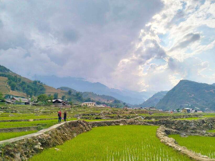 From Ha Giang Trekking Day Trip With Local Guide - Stop at Lùng Vai: black Dzao village life up close