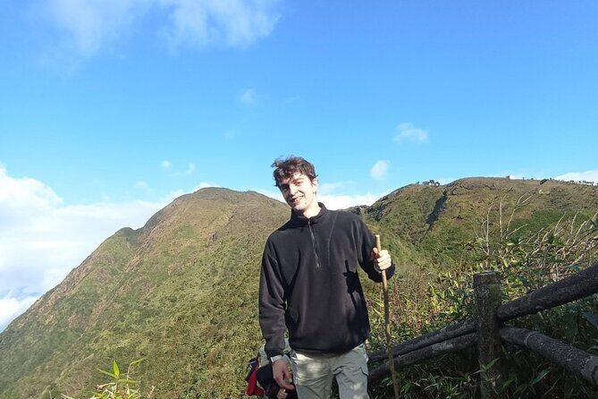 From Hà Nội : Conquer Fansipan Peak 2 days 1 night - The guided trek up Fansipan Peak: pace, safety, and what to expect