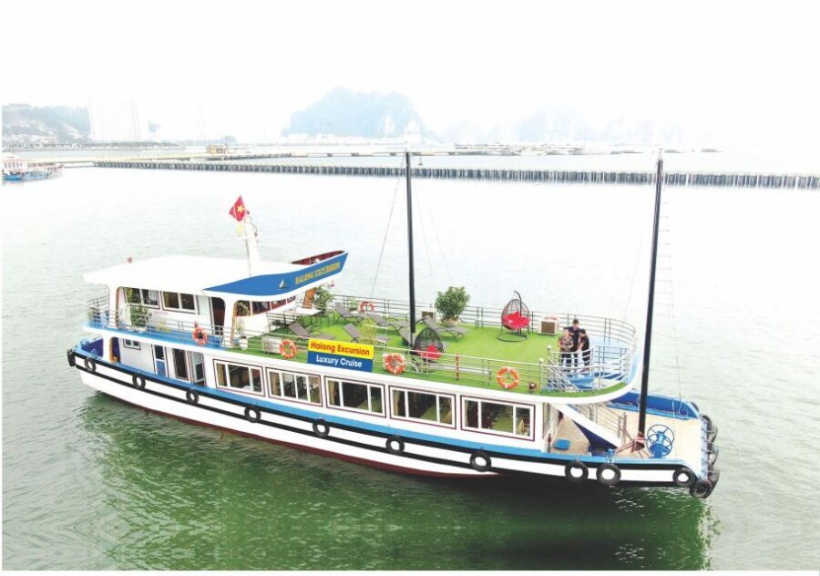 From Ha Noi - Fullday Trip Ha Long Bay - Surprising Cave: 45–60 minutes of rocky detail