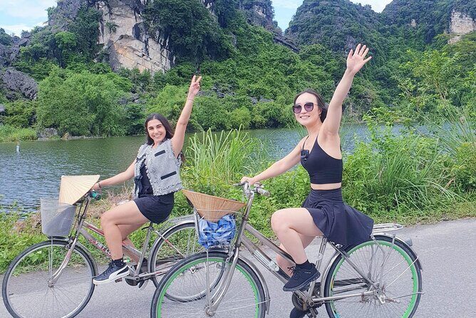 From Ha Noi - FullDay Trip Ninh Binh - Getting there: pickup from Hanoi Old Quarter and the bus rhythm