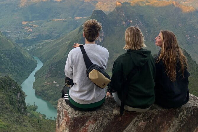 From Hà Nội ; Mu Cang Chai 3 Days 2 Nights By Car and Trekking - Day 2 La Pan Tấn trek (12 km) and H’mông culture with Mâm Xôi terraces