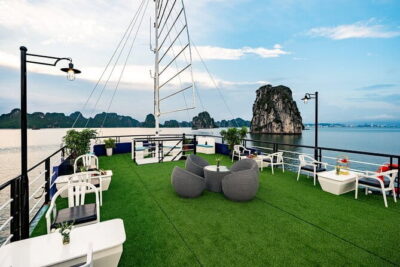 From Hanoi: 1-Day Halong 5-Star Cruises with Big & Small Groups - Hanoi Pickup to Halong Bay: Timing That Keeps You From Stressing