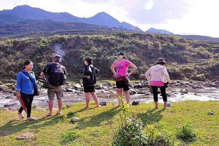From Hanoi: 2-Day 2-Night Sapa Tour by Overnight Train - Comfort and Meals: Hotel Night, Warm Layers, and What’s Included