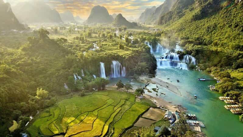 From Hanoi: 2-Day Ban Gioc Waterfall Tour - Small Group - A fast reality check on the Ban Gioc region