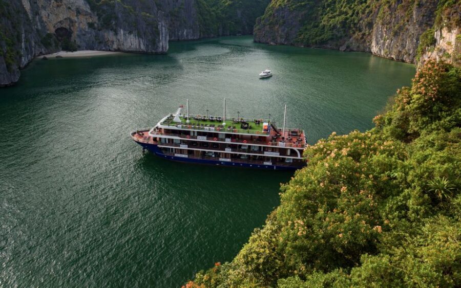 From Hanoi: 2-Day Halong and Lan Ha Bay La Pandora Cruise - Cooking class, sunset party, and how the evening on board plays out