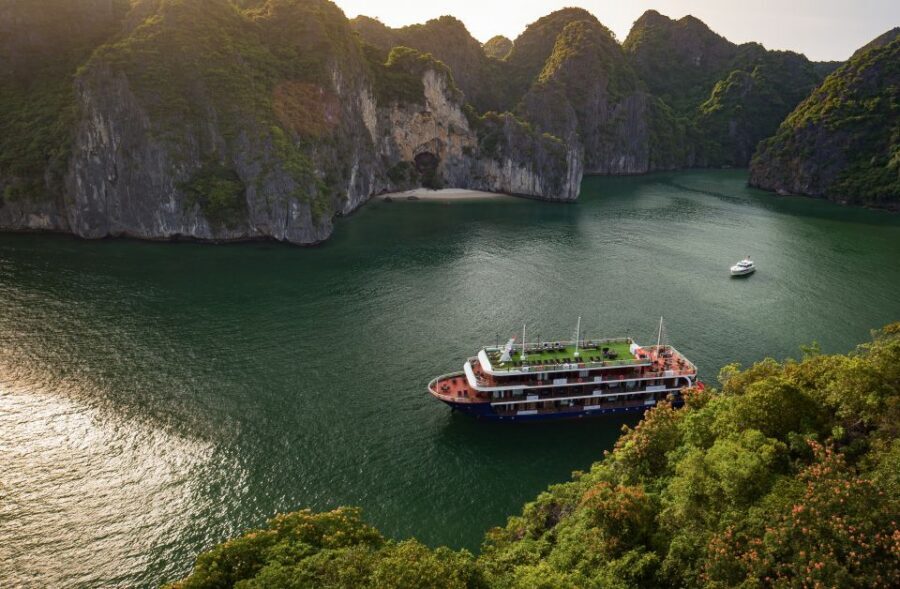 From Hanoi: 2-Day Halong and Lan Ha Bay La Pandora Cruise - Day 2: Dark & Bright Cave by rowing boat, then back to Hanoi