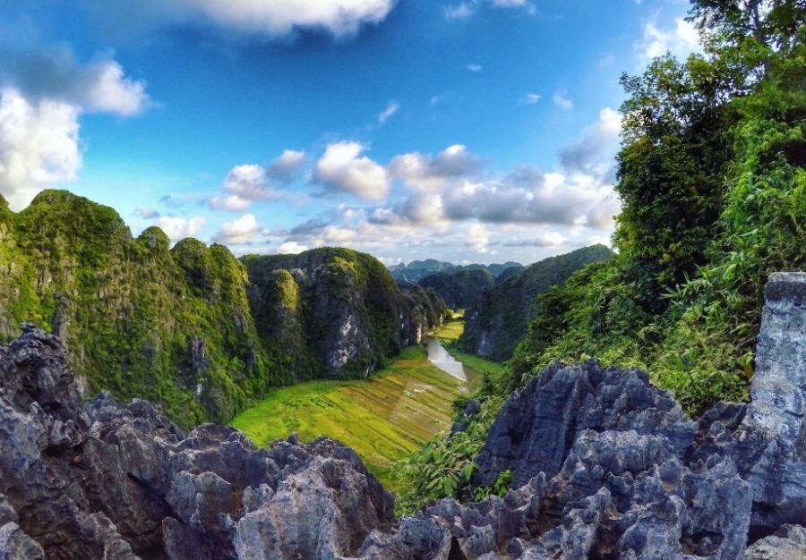 From Hanoi: 2-Day Ninh Binh Tour with Accommodation & Meals - Hanoi pickup and the road south: what to expect