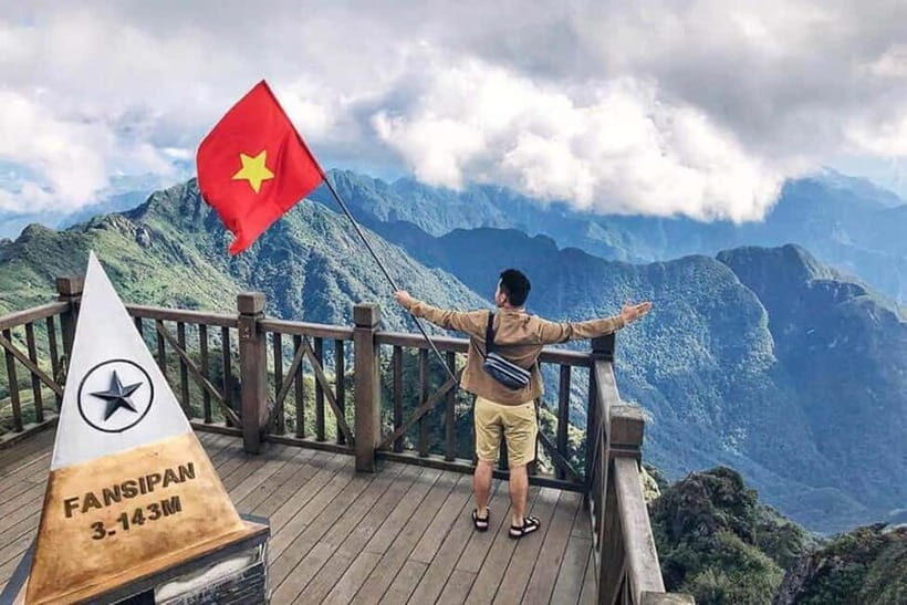 From Hanoi: 2-Days Sapa Trek Lao Chai/Cat Cat, Fansipan Peak - Hanoi to Sapa, then straight into the mountains