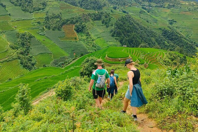 From Hanoi: 2D1N Mu Cang Chai Private Trekking & Homestay - Day 2 trek with a local H’mong guide: La Pan Tan to Mu Cang Chai