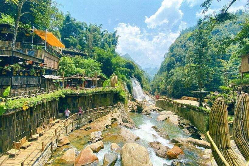 From Hanoi: 3-Day Guided Tour of Sapa with 3-Star Hotel - Hanoi to Sapa: what changes once you’re in the mountains