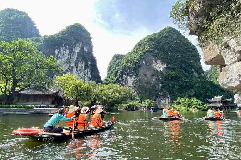 From Hanoi: 3-Day Sapa, Fansipan, Ninh Binh Tour with Meals - Booking tips that help you avoid travel-day stress