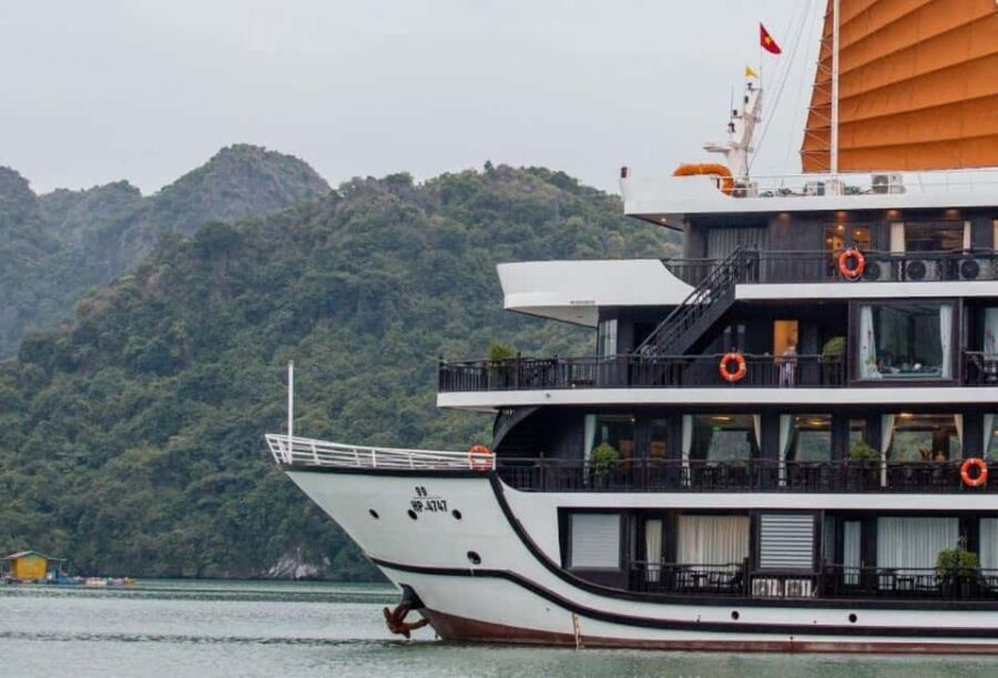 From Hanoi: 3D2N Ninh Binh & Ha Long - Lan Ha Bay Cruise - Mua Caves: the climb that makes Tam Coc make sense