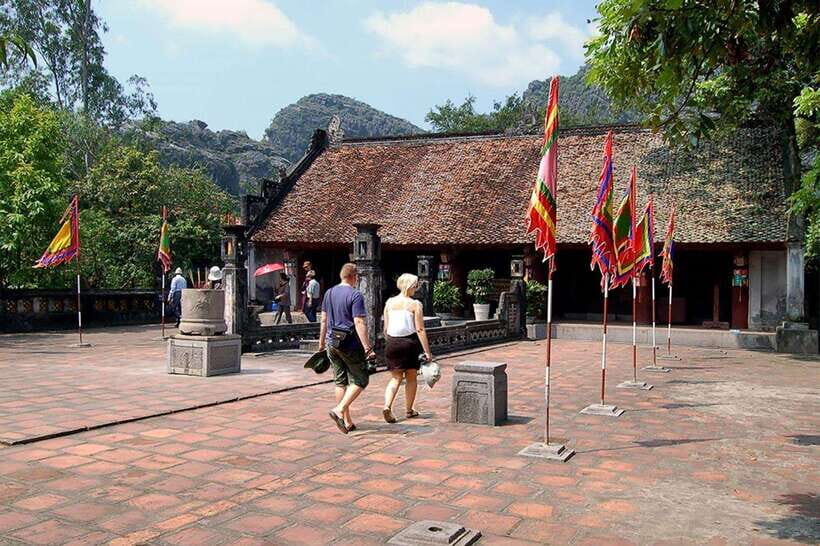 From Hanoi: 5-Day Sapa, Ninh Binh, Ha Long Bay Cruise - Why This Hanoi to Sapa Route Feels Efficient